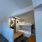 Konstantina Apartamento Ambelokipoi (Corinthia)