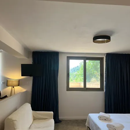 Konstantina 아파트 Ambelokipoi (Corinthia)