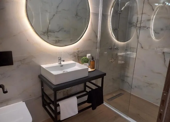 Konstantina * Ambelokipoi (Corinthia)