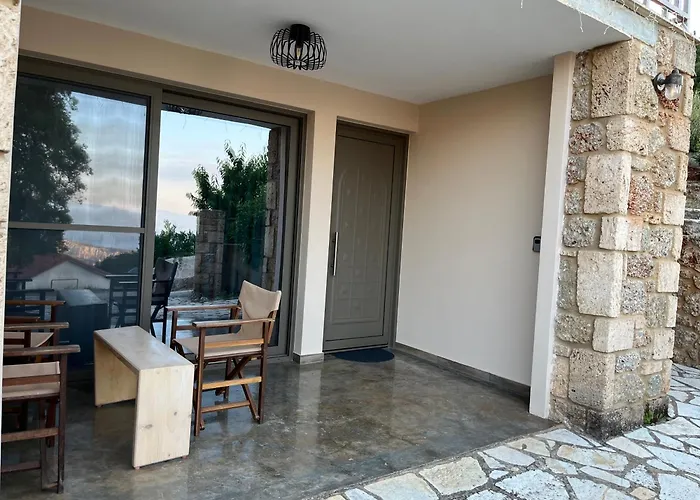 Konstantina Ambelokipoi (Corinthia)